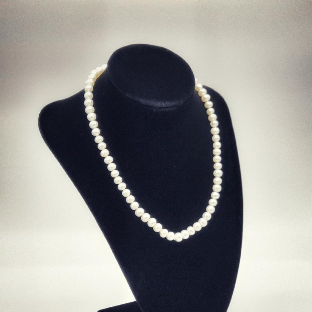 Freshwater Cultured Pearl Necklace 18"
